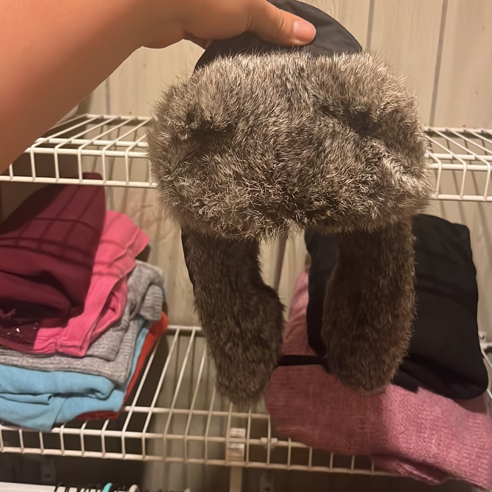 Fur Rabbit Trim Hat - Picture 2 of 4